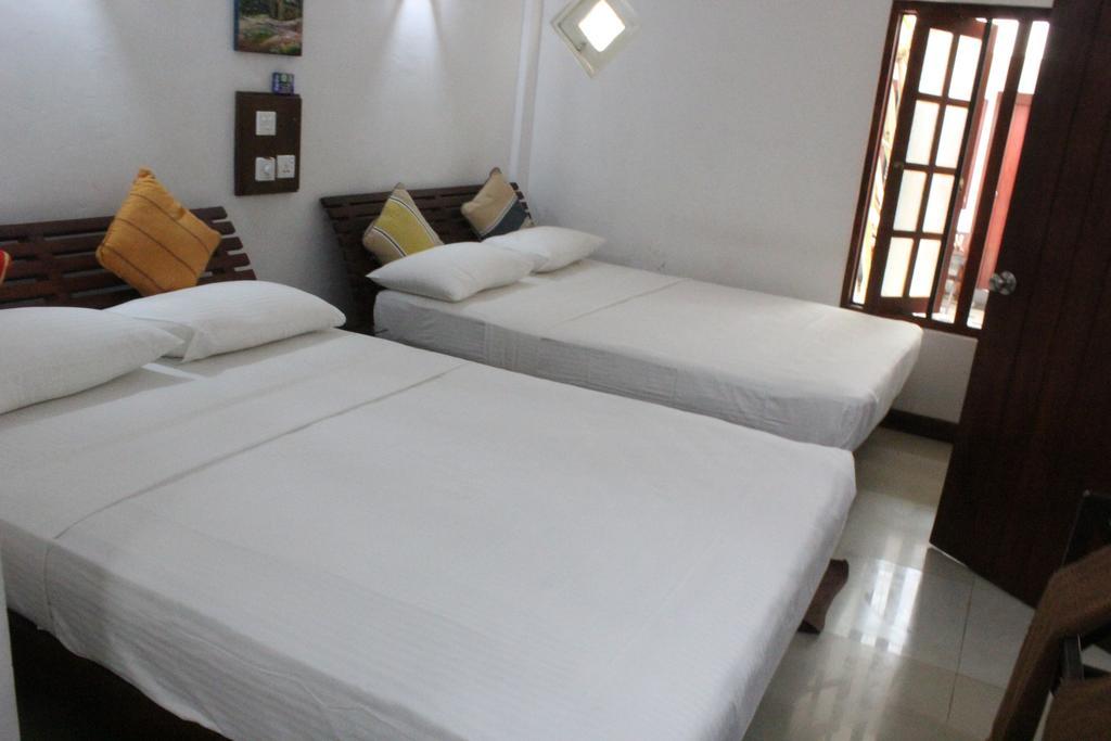 Ap Nippon Beach Hikkaduwa Exterior foto